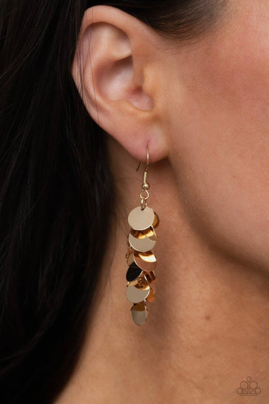 4212- gold metal earring