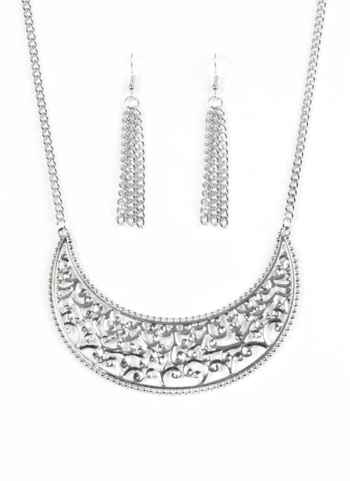 2861 Silver filigree necklace