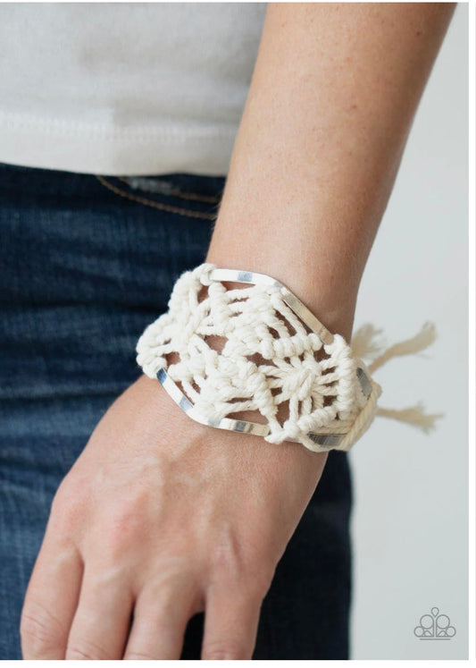 3663 beige macramé cuff