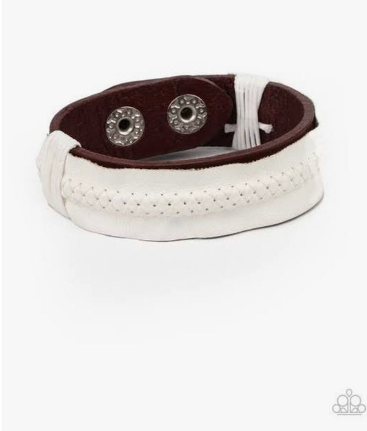 4466 White leather and brown bracelet