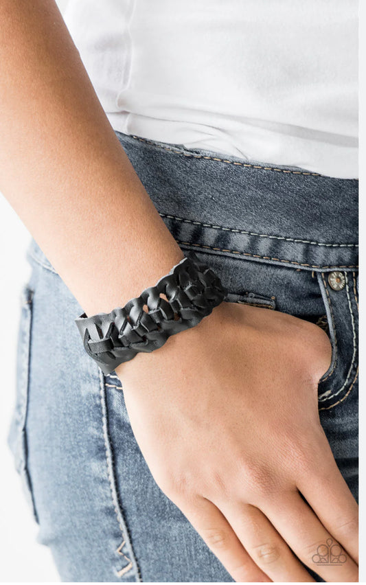 4304 black leather bracelet